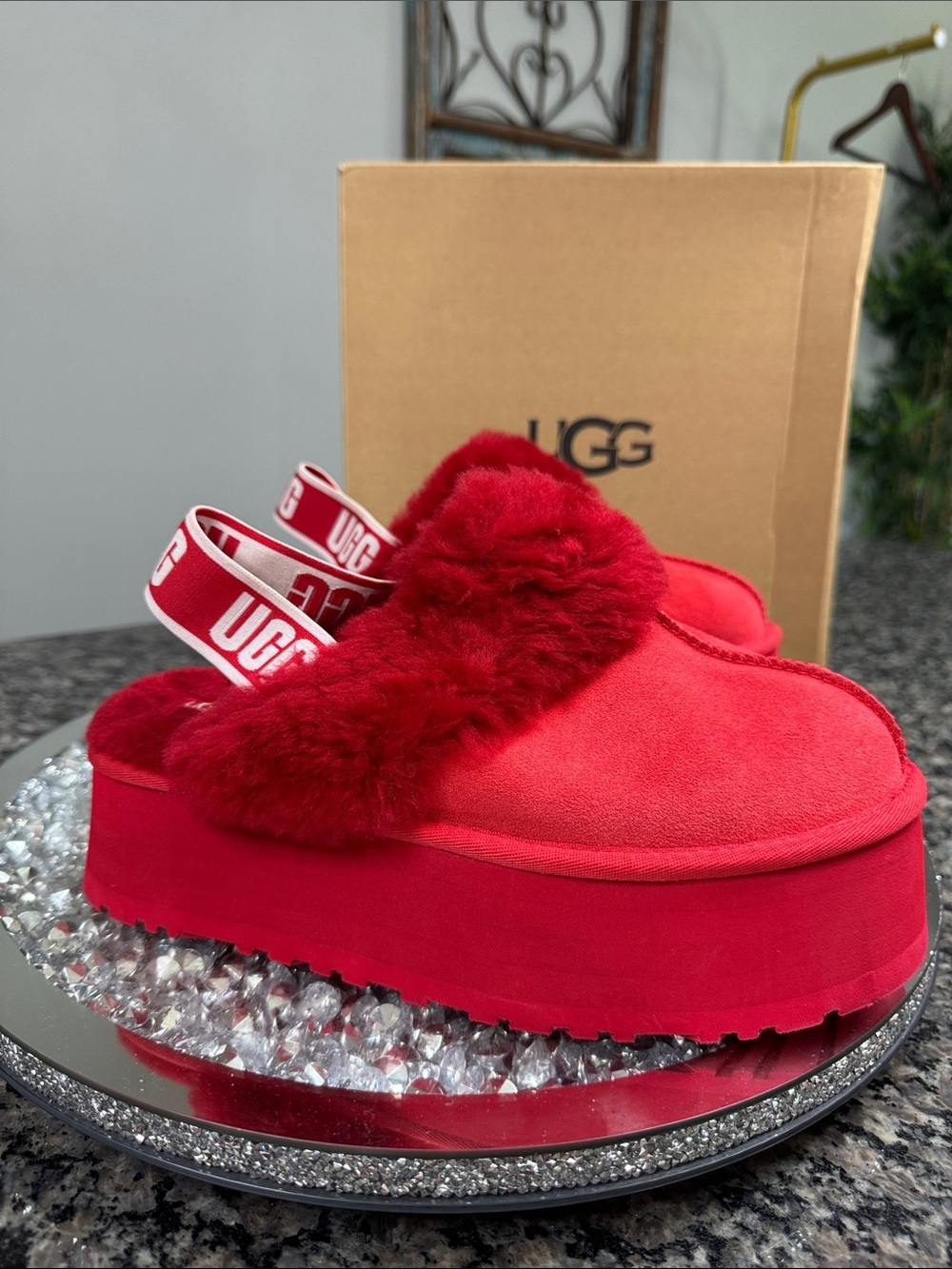 UGG funkette suede Red Platform Fur Mule with Branded Heel Strap EUC 8